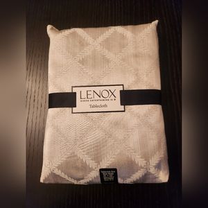 Lenox Tablecloth